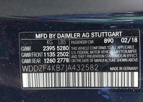 2018 Mercedes-Benz E 300 4Matic z USA, uszkodzony, nr VIN WDDZF4KB7JA432582